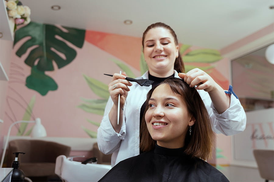 Imagem: Entenda a Lei do Salão Parceiro: Formalize seu negócio de beleza Gênesys Organização Contábil em Arujá