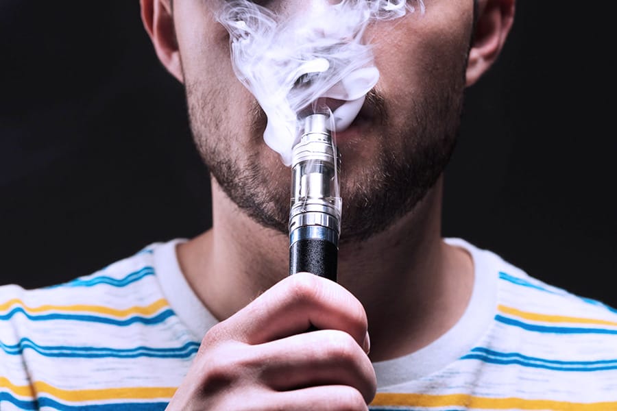Imagem: Receita Federal suspenderá CNPJs de estabelecimentos que vendem cigarros eletrônicos contrabandeados Gênesys Organização Contábil em Arujá